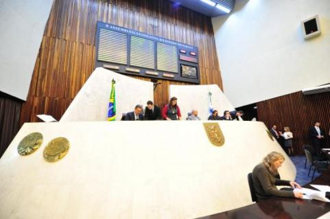 Aprovado projeto que concede benefícios ao aproveitamento da energia produzida por micro e minigeradores