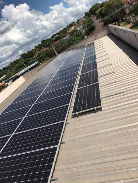 Cadeiras Rosa (Loja)