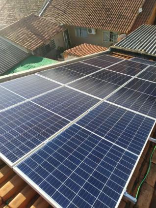 Nelsa Selita Hoesel Laske